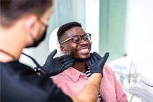 Man examined by dentist in Tullahoma